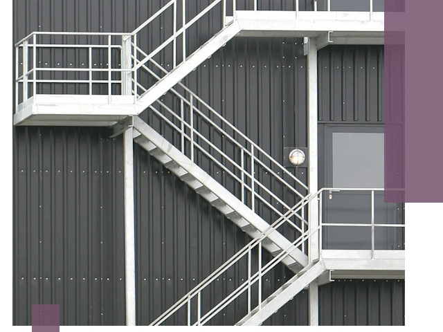 Изготовление и монтаж пожарных лестниц в Саянске быстро и надежно