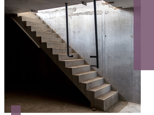 Изготовление и монтаж лестниц в подвале в Саянске