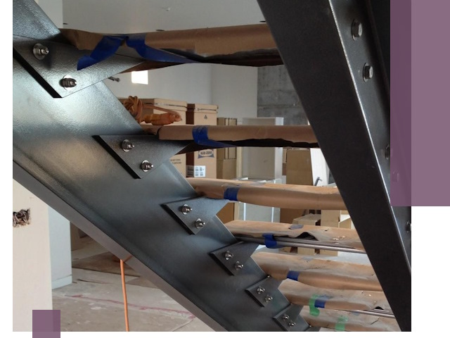 Усиление лестничных конструкций и усиление опор в Саянске