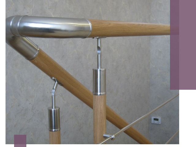 Комбинированные перила на заказ в Саянске — монтаж и производство