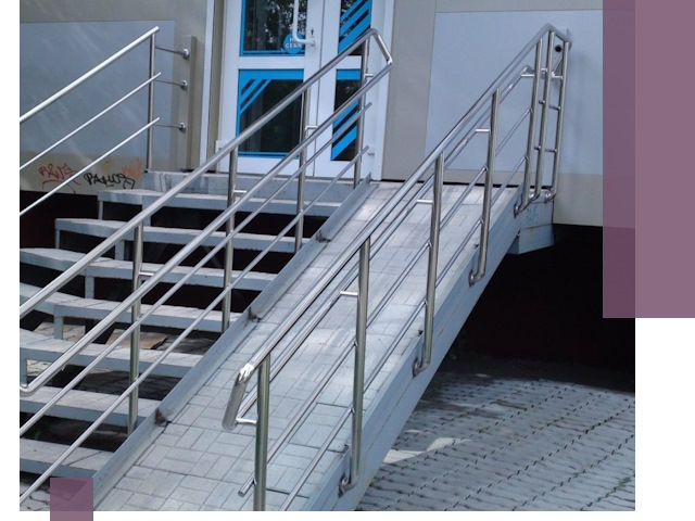 Пандус на крыльцо под ключ в Саянске: монтаж и изготовление