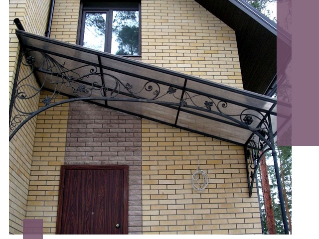 Односкатные козырьки из металла под ключ в Саянске