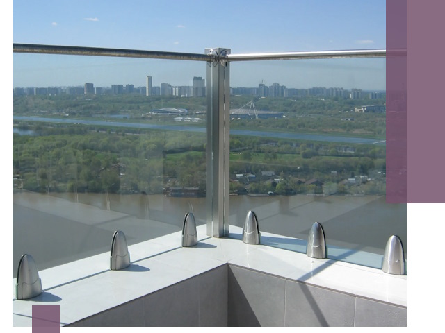 Стеклянные парапеты премиум класса в Саянске для домов и бизнесов