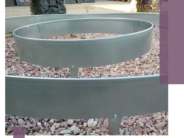 Нержавеющие бордюры под ключ в Саянске — изготовление и монтаж